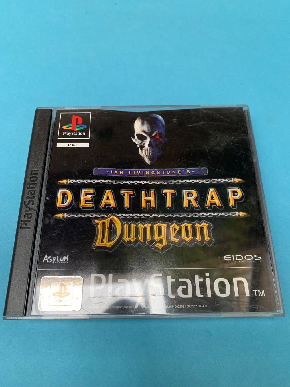 Sony Giochi: PS1 / Deathtrap Dungeon – Usato da Kölliken venduto da sergesellsretro