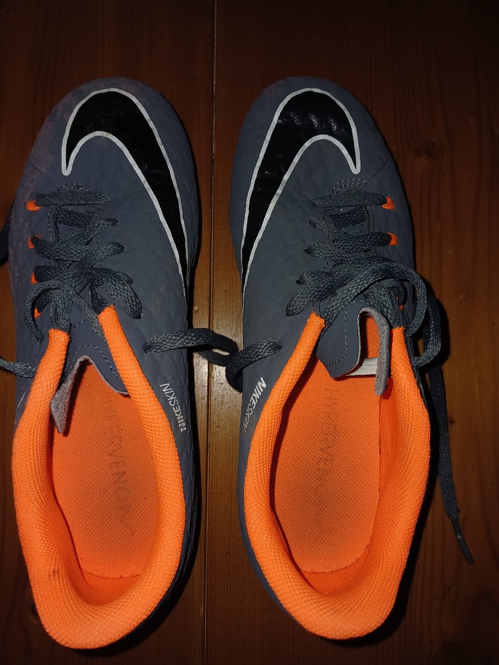 Nike Herrenschuhe: Fussballschuhe Nike Hypervenom Grösse 34 – Gebraucht aus Ramosch von Puzins 1