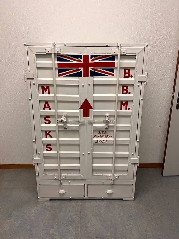 Kare Armadi: Kare Design High Chest Trailer Flag Container Schrank – Usato da Winkel venduto da Anjudo