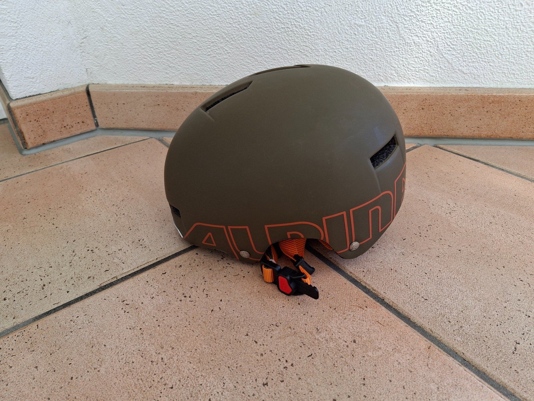 Alpina Helme: Alpina Kindervelohelm 52-57cm – Neu (gemäss Beschreibung) aus Oberrieden von Kevin34 1