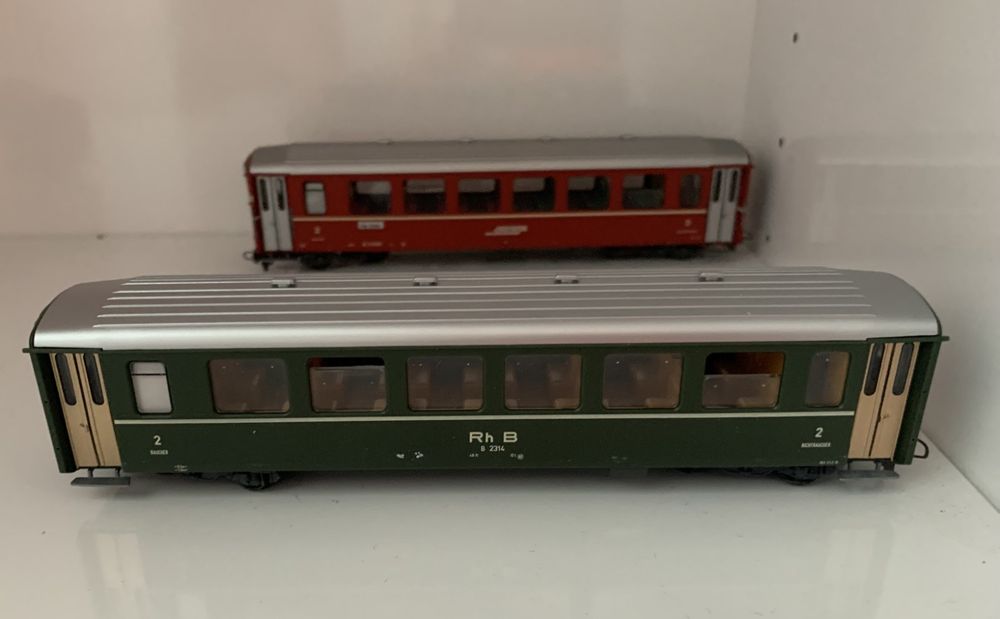 2 RhB Personenwagen und 1 RhB Gepäckwagen BEMO H0m (Gebraucht) in ...