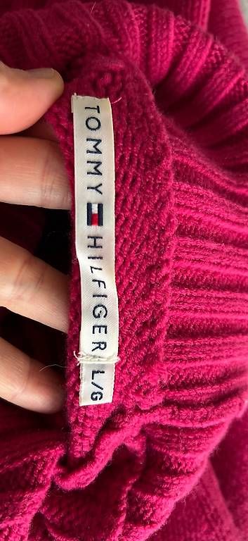 Maglioni & Felpe: Zwei Damen Wollpullover Grösse M (pro Stück) – Usato da Basel venduto da Findus78 1