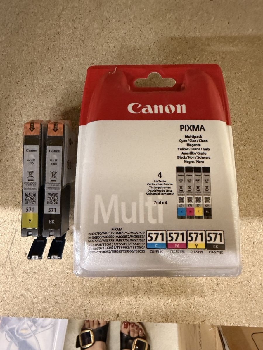 Canon Druckerpatronen & Toner: Canon PIXMA CLI-571 Multipack Tintenpatronen 4er Pack – Neu und originalverpackt aus Wattwil von Lumina