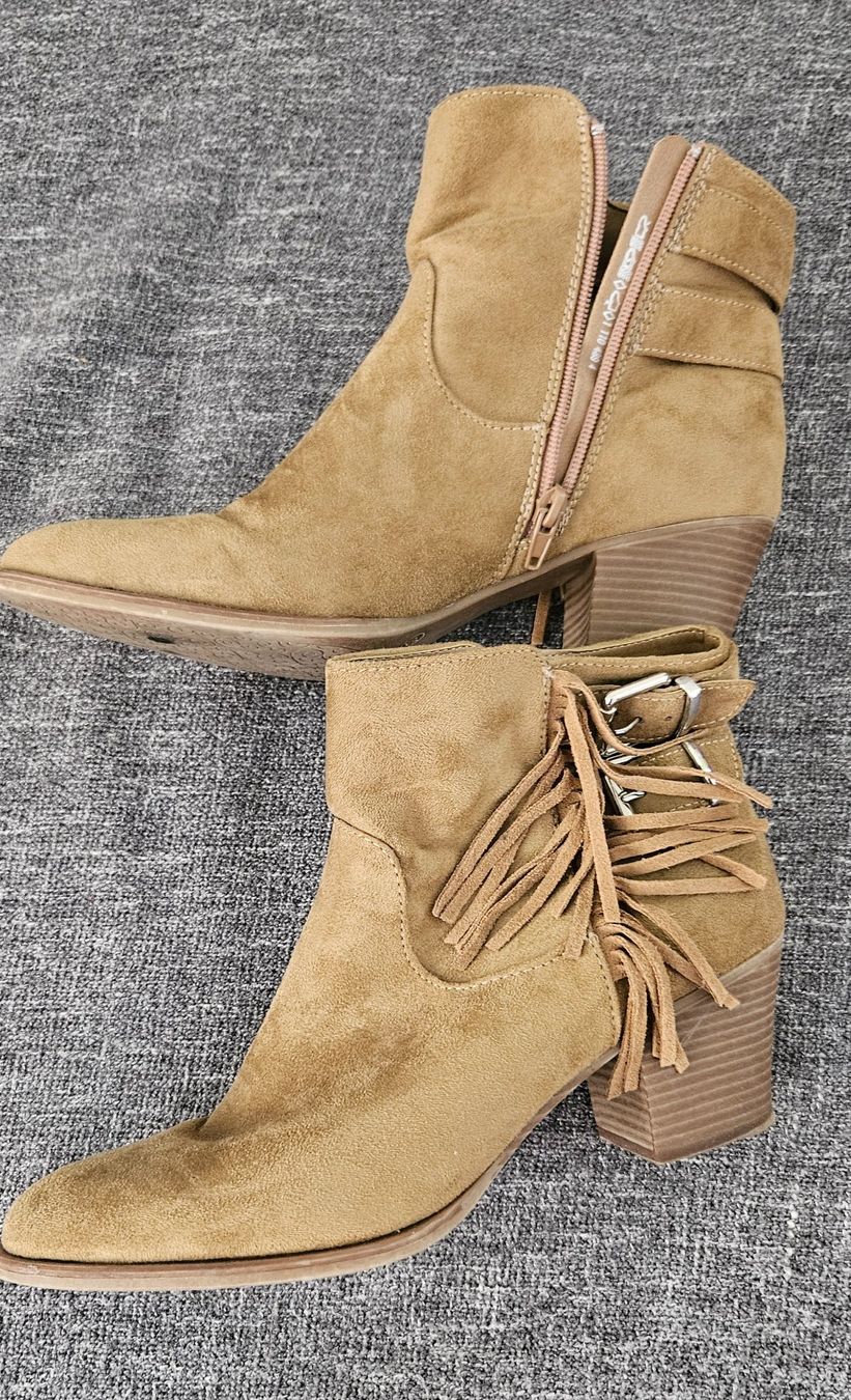 Graceland Damenschuhe: Stiefeletten Gr 41 mit Fransen – Gebraucht aus herisau von Florusa