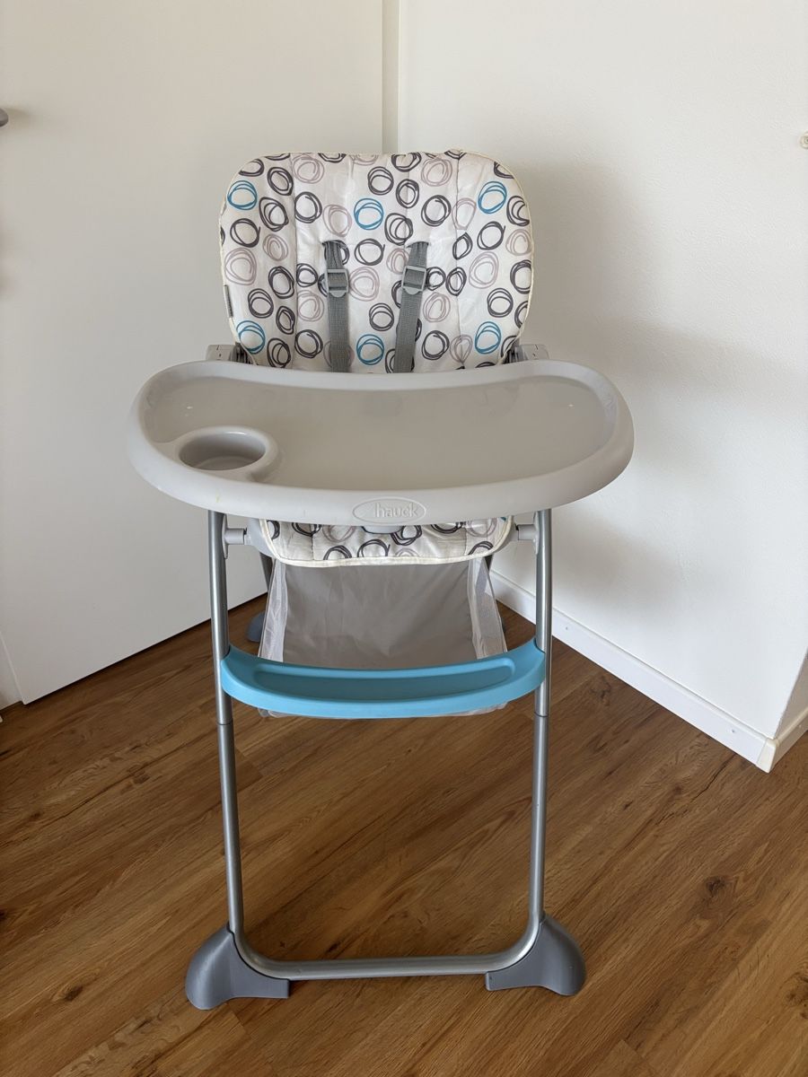 Hauck Chaises hautes: Hauck Hochstuhl mit Tablett – D'occasion à Lachen SZ par olg_m775