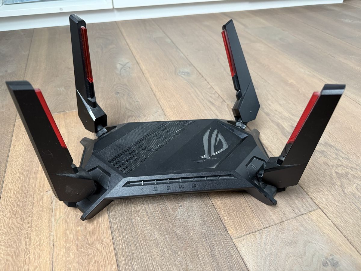 ASUS ROG Rapture GT-AX6000 Dual Band Gaming Router (Gebraucht) in ...