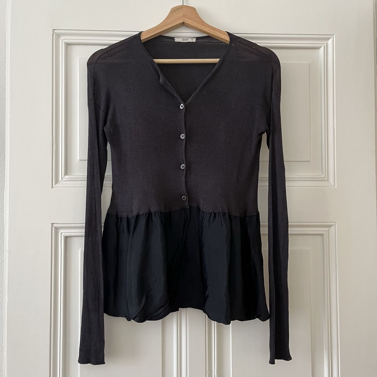 Prada Camicette: Prada Bluse – Usato da Allschwil venduto da pa.die