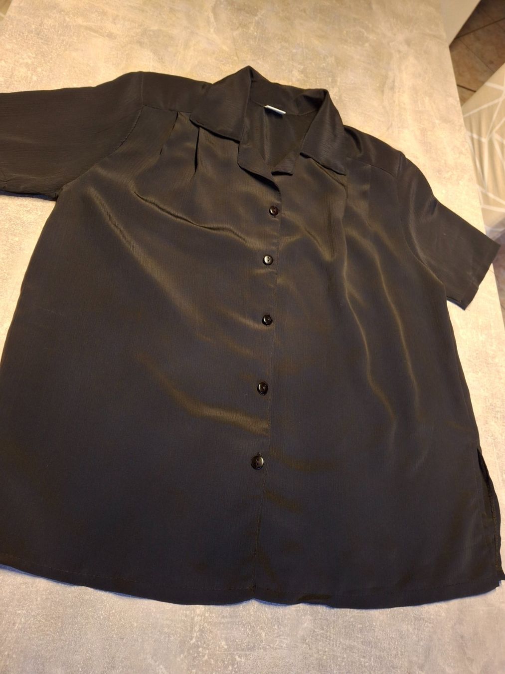 Blusen: Chemise manches courtes taille 1 - S – Gebraucht aus Villiers von san_jn5w 1