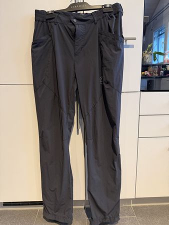 La Sportiva Wanderhose Herren schwarz Grösse L neuwertig