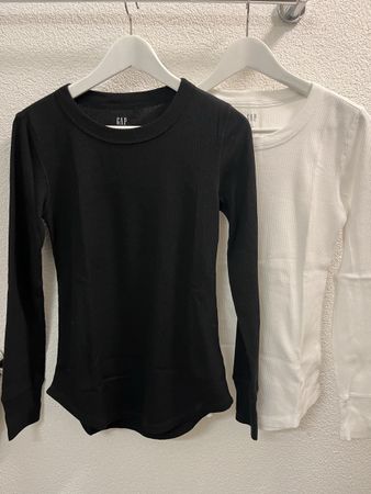 2 GAP Langarmshirts Damen, Gr. S