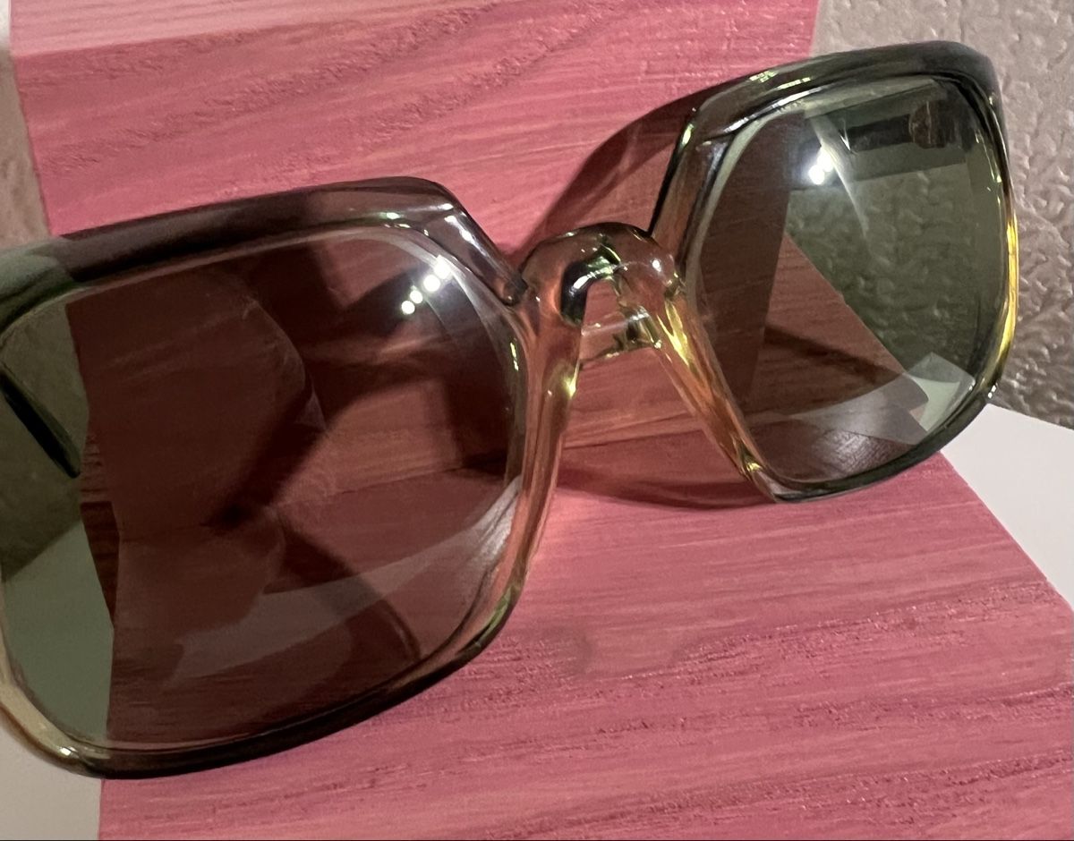 Occhiali & Lenti: Lunettes de soleil Tiffany Eyewear – Usato da St-Pierre-Clages venduto da ste_xk6p 2