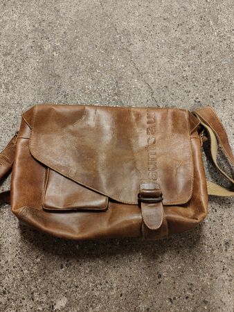 Umhängetasche Leder braun Marke aunts & uncles guter Zustand