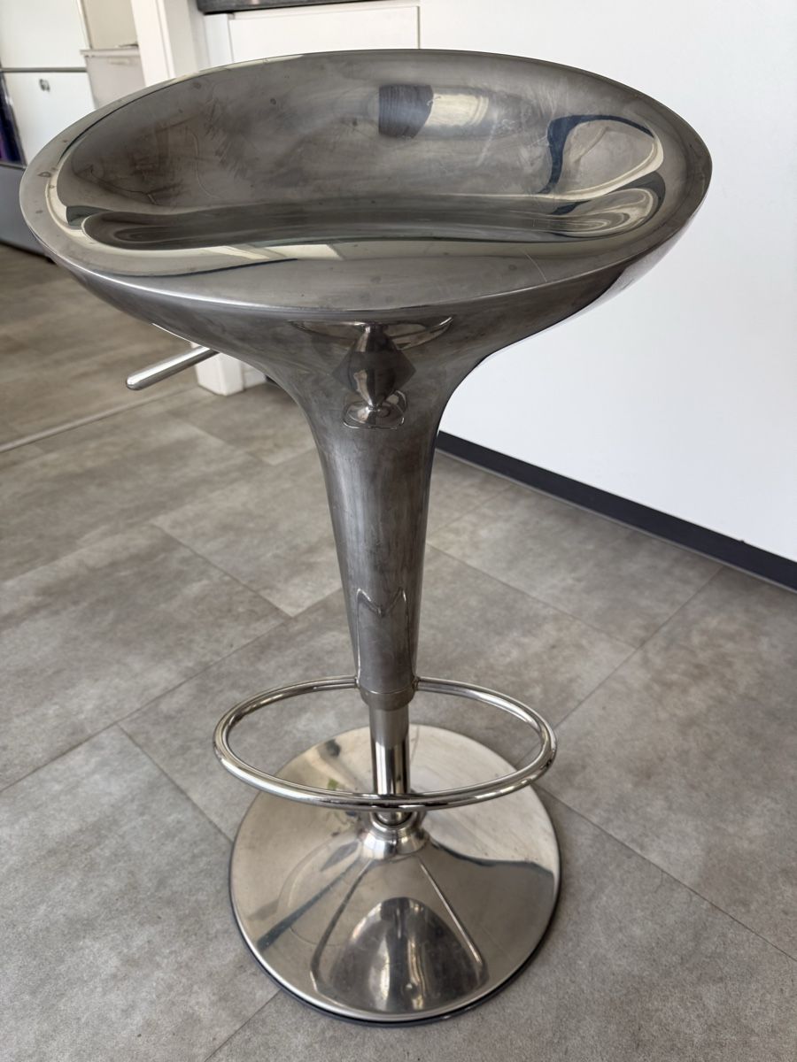 Magis Tabourets: Barhocker Magis Bombo – D'occasion à Gerlafingen par driver-rent 3