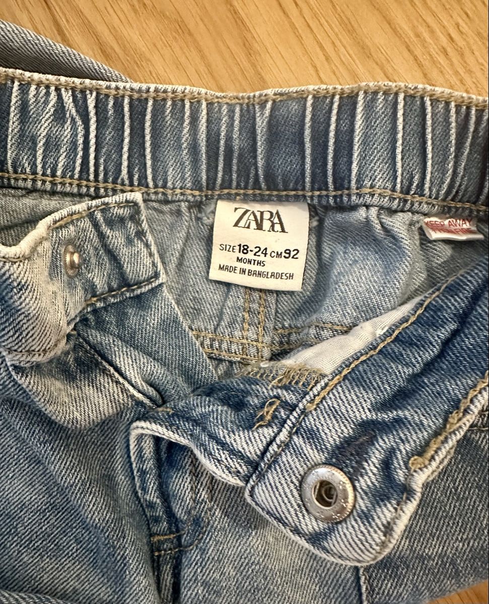 Zara Pantaloni: Kinder Jeans Zara hellblau Grösse 92  – Usato da Untersiggenthal venduto da sil_td6n 1