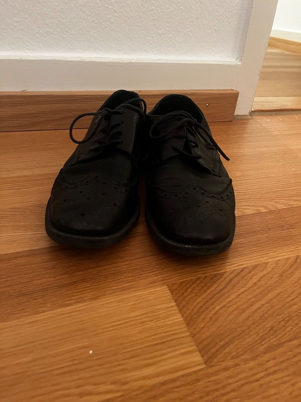 Scarpe da donna: Schwarze Lederschuhe – Usato da Zürich venduto da corinne.nussbaumer20 2