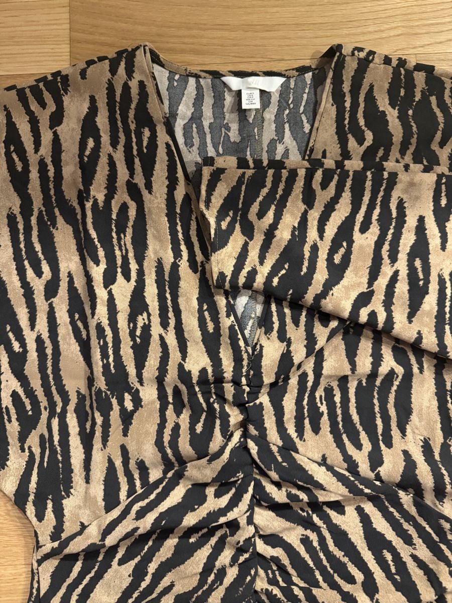 H&M Kleider: H&M Zebra Kleid Grösse S – Neu (gemäss Beschreibung) aus Zürich von Koller.S 1