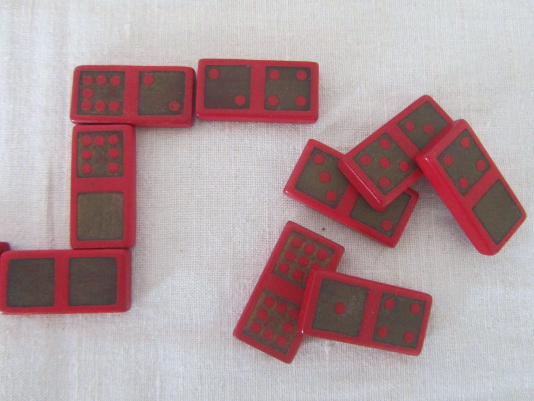 Jeux: DOMINO – D'occasion à Seengen par mikelele 2