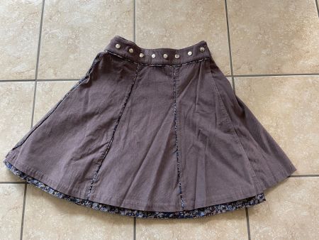 Wende-Rock von Moshiki, Braun Cord und mit Blumenmuster