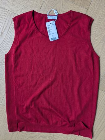 NEU Akris Top ärmellos rot cranberry Gr.36-38, 100% wolle