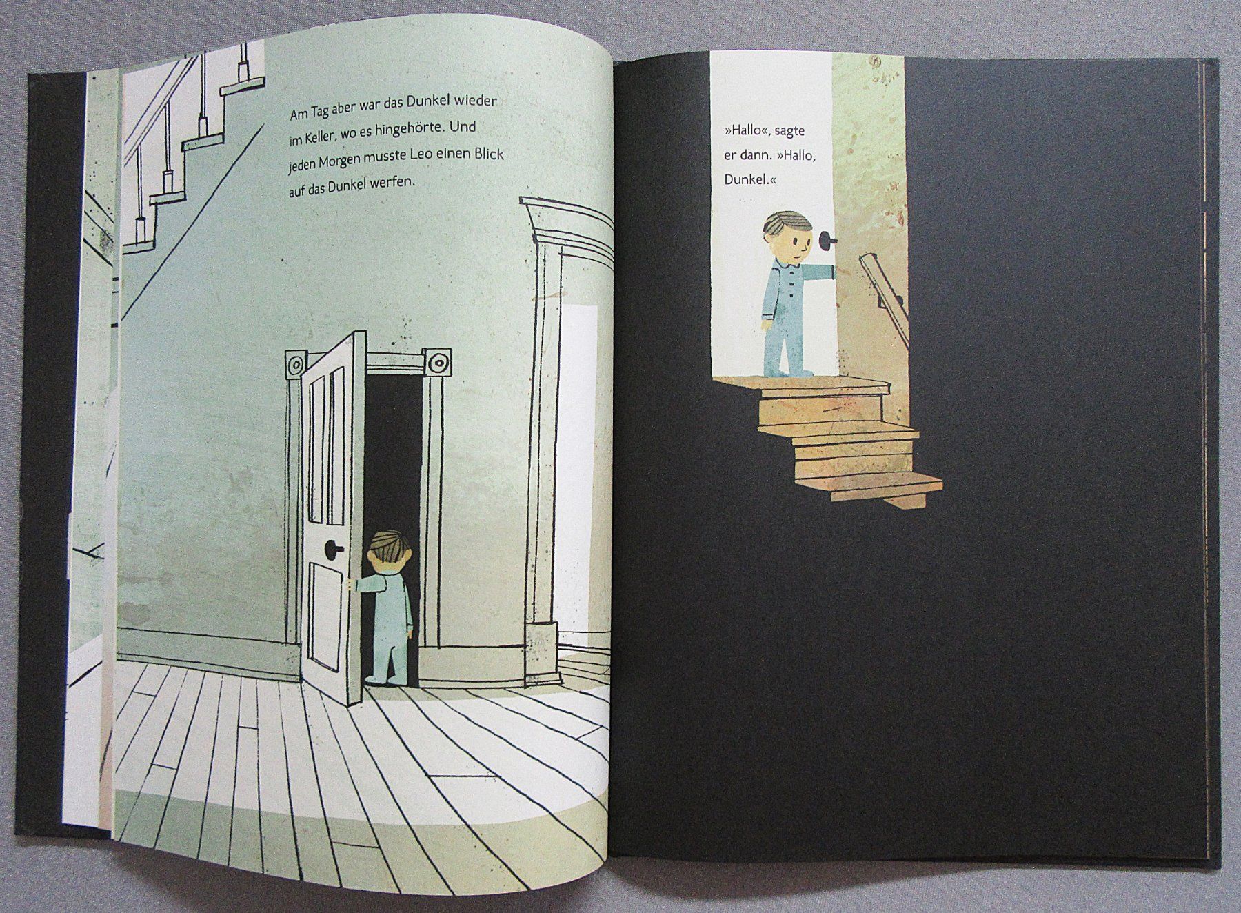 Bücher: Dunkel - illustriert von Jon Klassen – Gebraucht aus Auenstein von Padabimbim 4