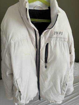 Armani Exchange puffer jacket white size S good condition