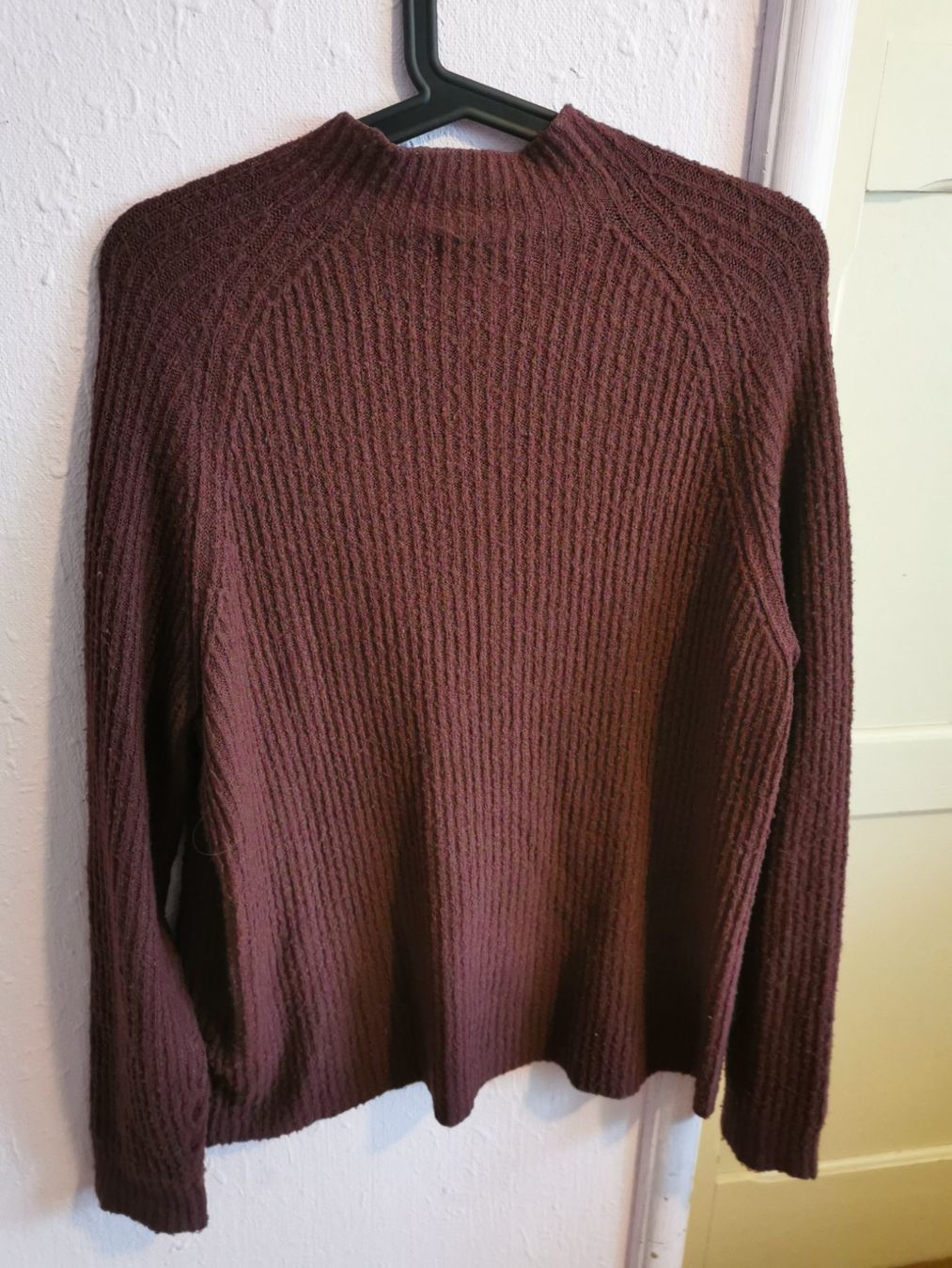 Pullover & Sweatshirts: Dünner Strickpullover Grösse M – Gebraucht aus Unterägeri von Fiobi 1