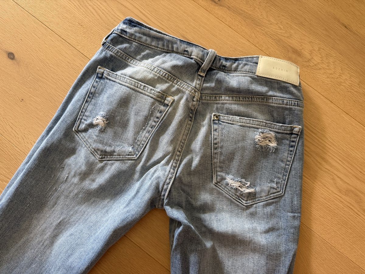 H&M Jeans: H&M Jeans - 25/XS – D'occasion à Wetzikon ZH par dor_rmq2 3
