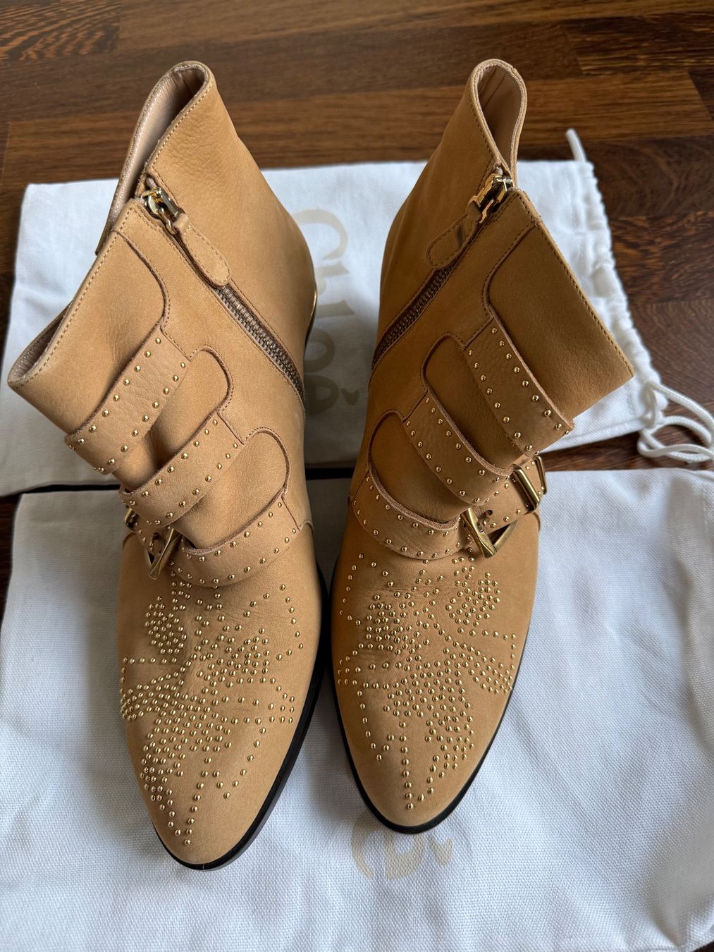 Chloé Damenschuhe: Chloé Stiefel/Boots au Veloursleder Gr.41 – Gebraucht aus Sempach von franksch_ 2