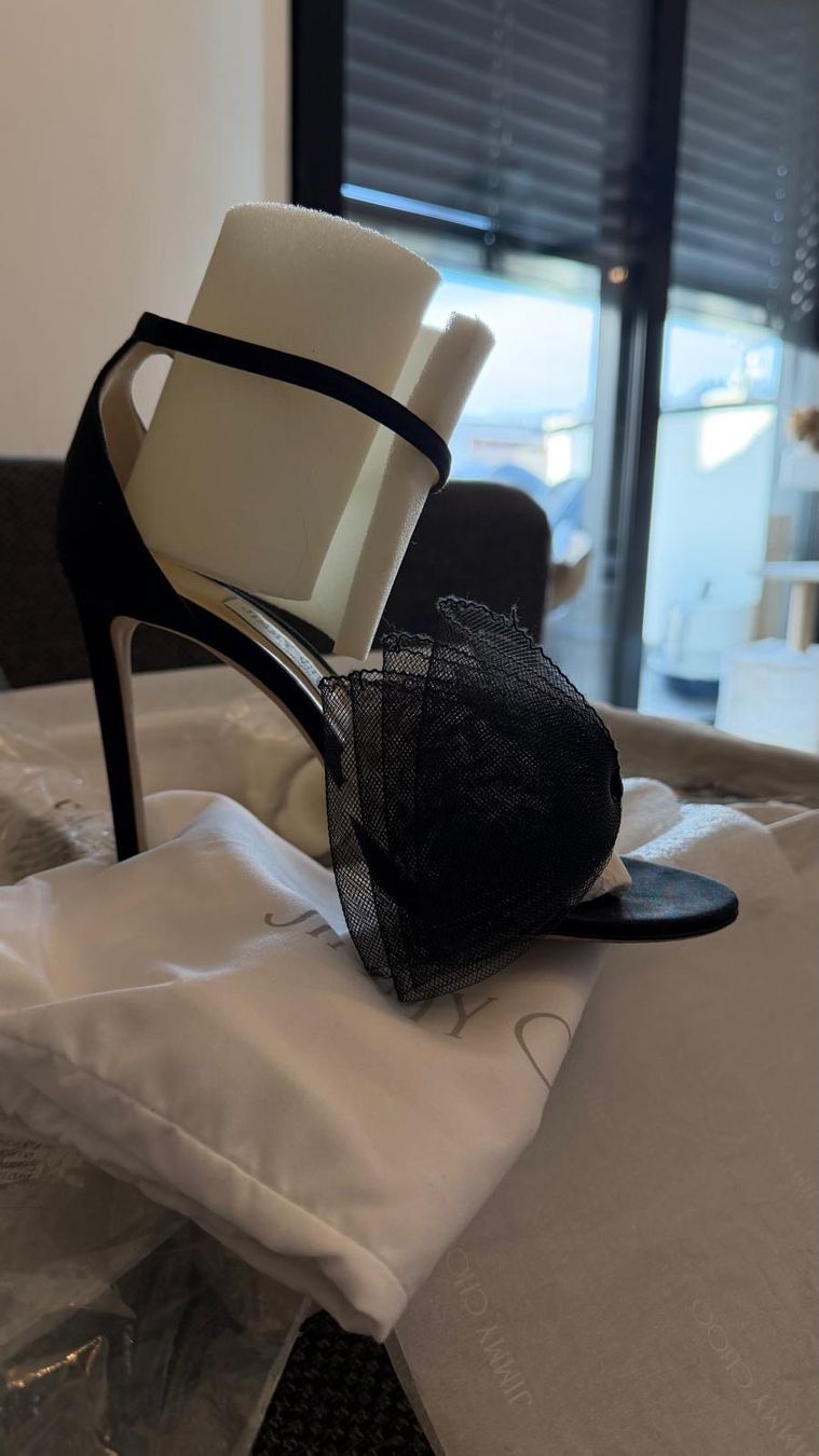 Jimmy Choo Damenschuhe: Jimmy Choo sandals Aveline – Gebraucht aus Agno von Never73 1