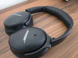 Bose QuietComfort QC45 (Neu Zustand und sehr wenig benutzt)