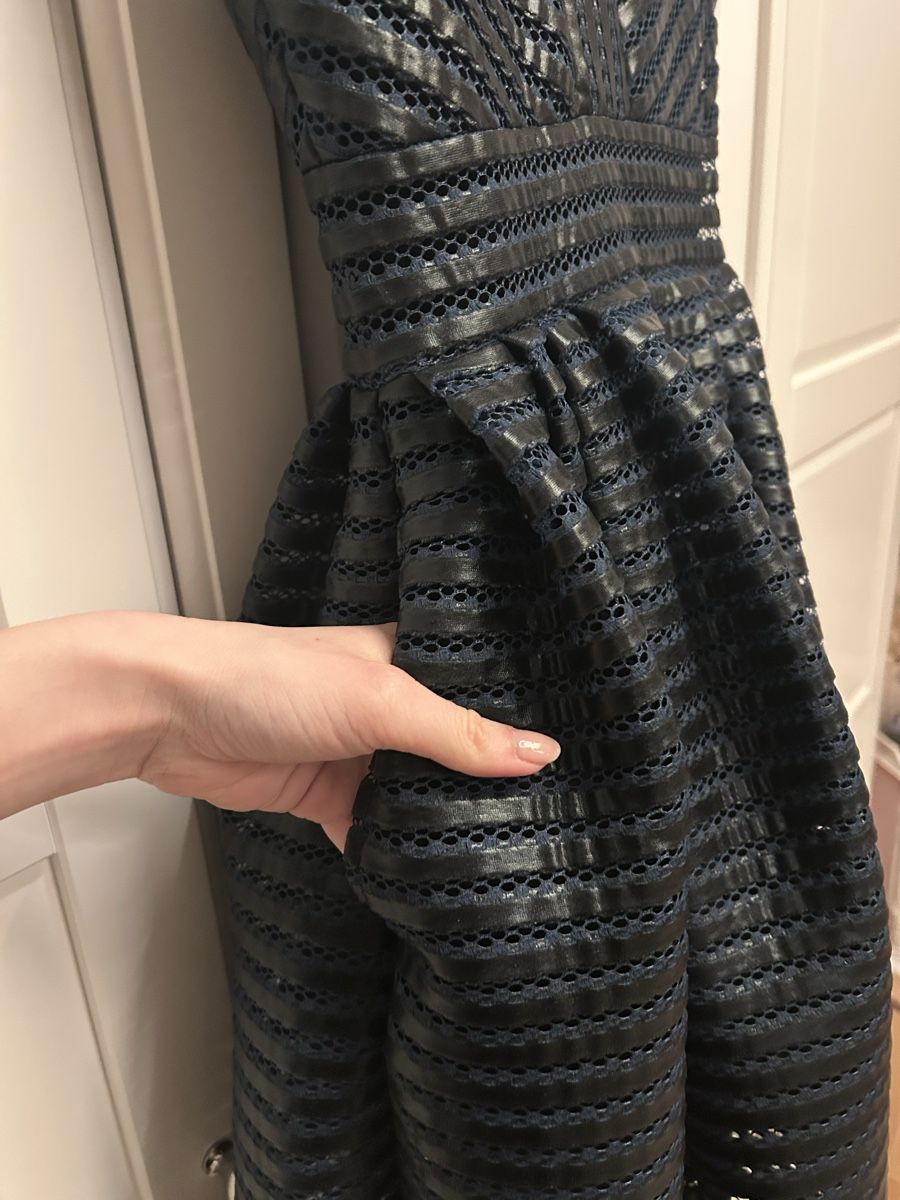 Maje Vestiti: Kleid von Maje, Grösse 1 blau, schwarz – Nuovo (secondo la descrizione) da Oberrieden venduto da Mlew 2