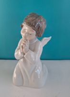 Wunderschöner kniender betender Engel Figur Porzellan, Deko