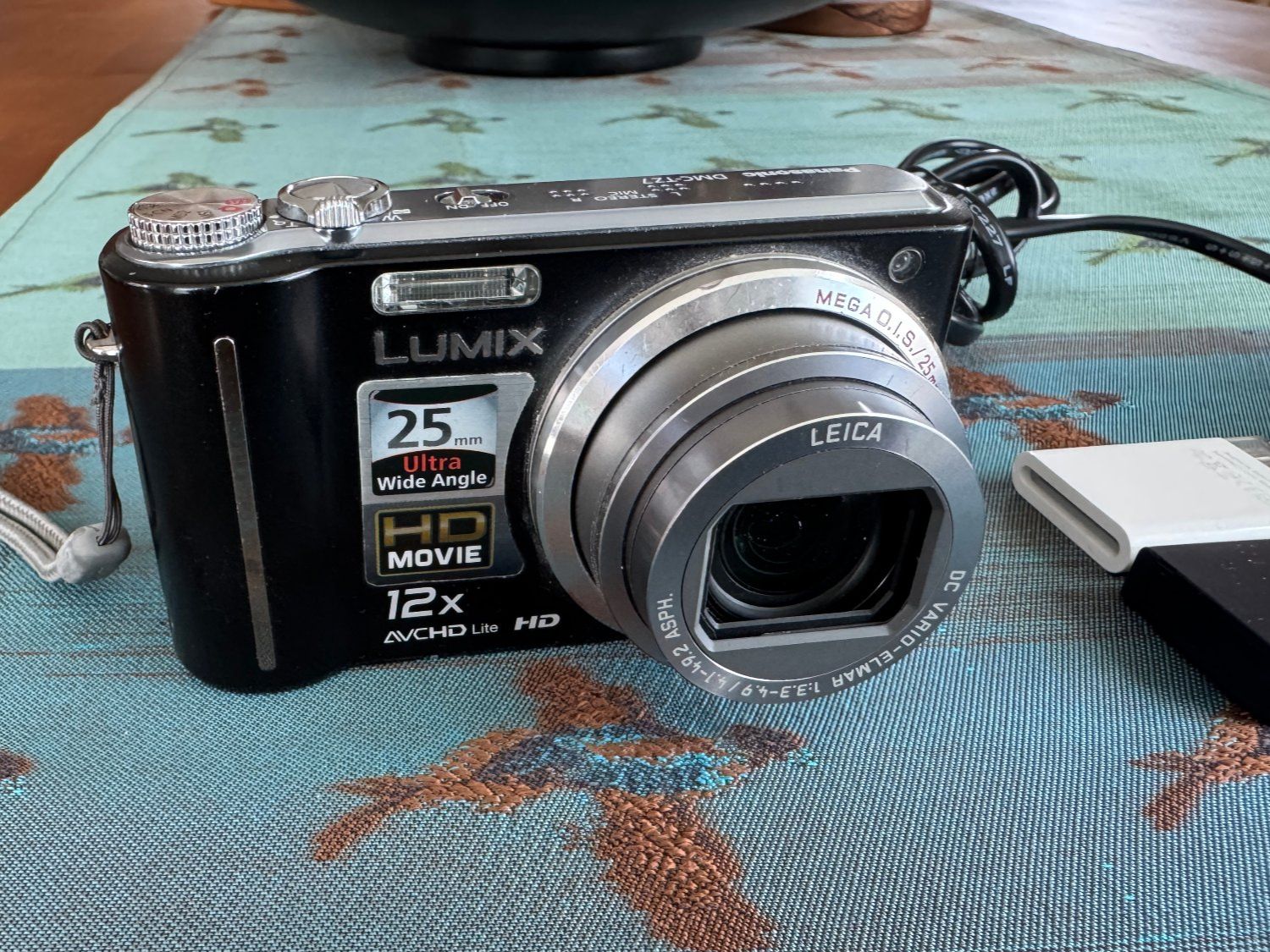 Panasonic Fotocamera: Panasonic Lumix DMC-TZ7 – Usato da Schafisheim venduto da Hani83