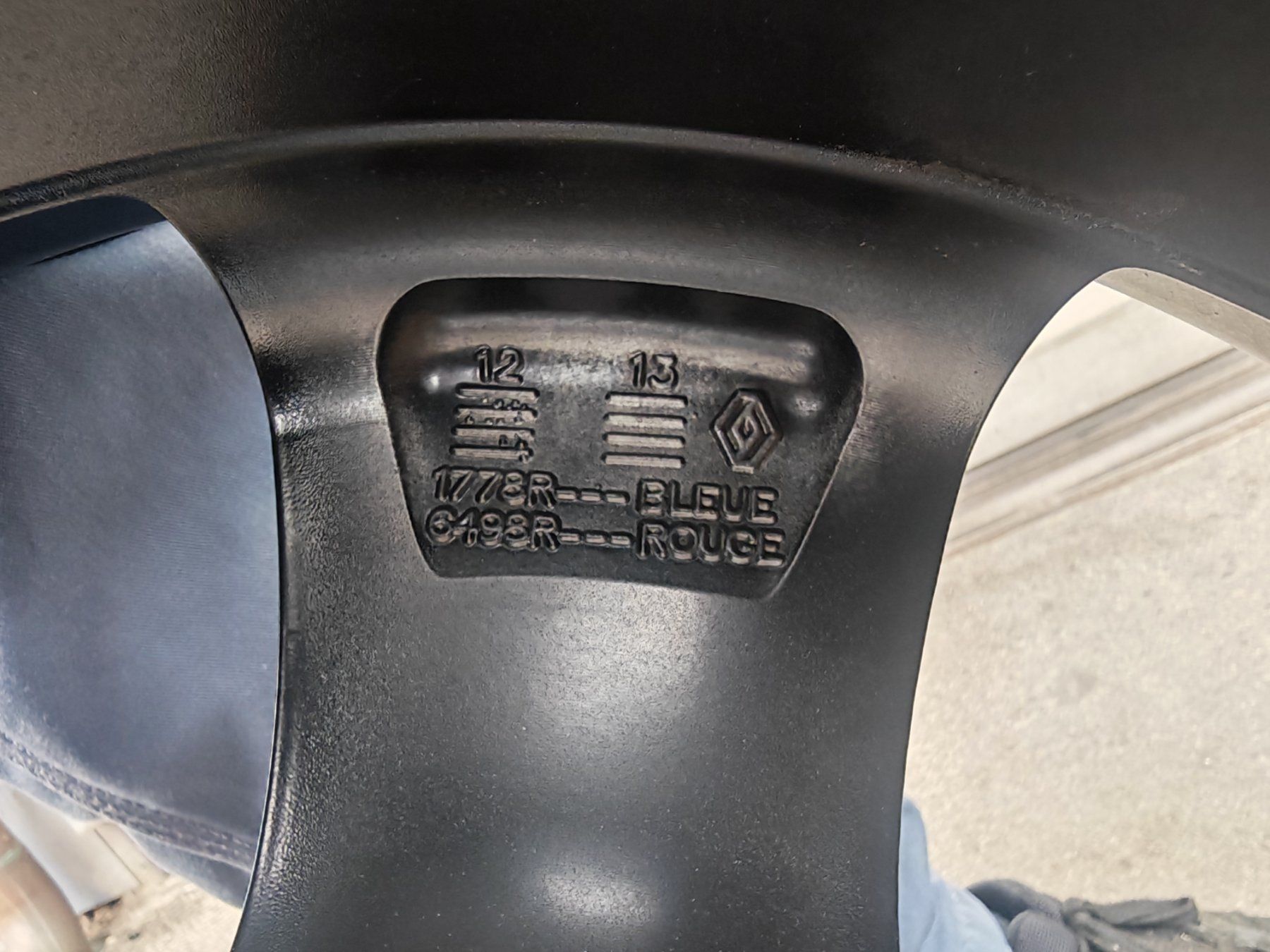Renault Pneumatici & Ruote complete: Renault Räder 6.5x16 – Usato da Richenthal venduto da maenggi16 5