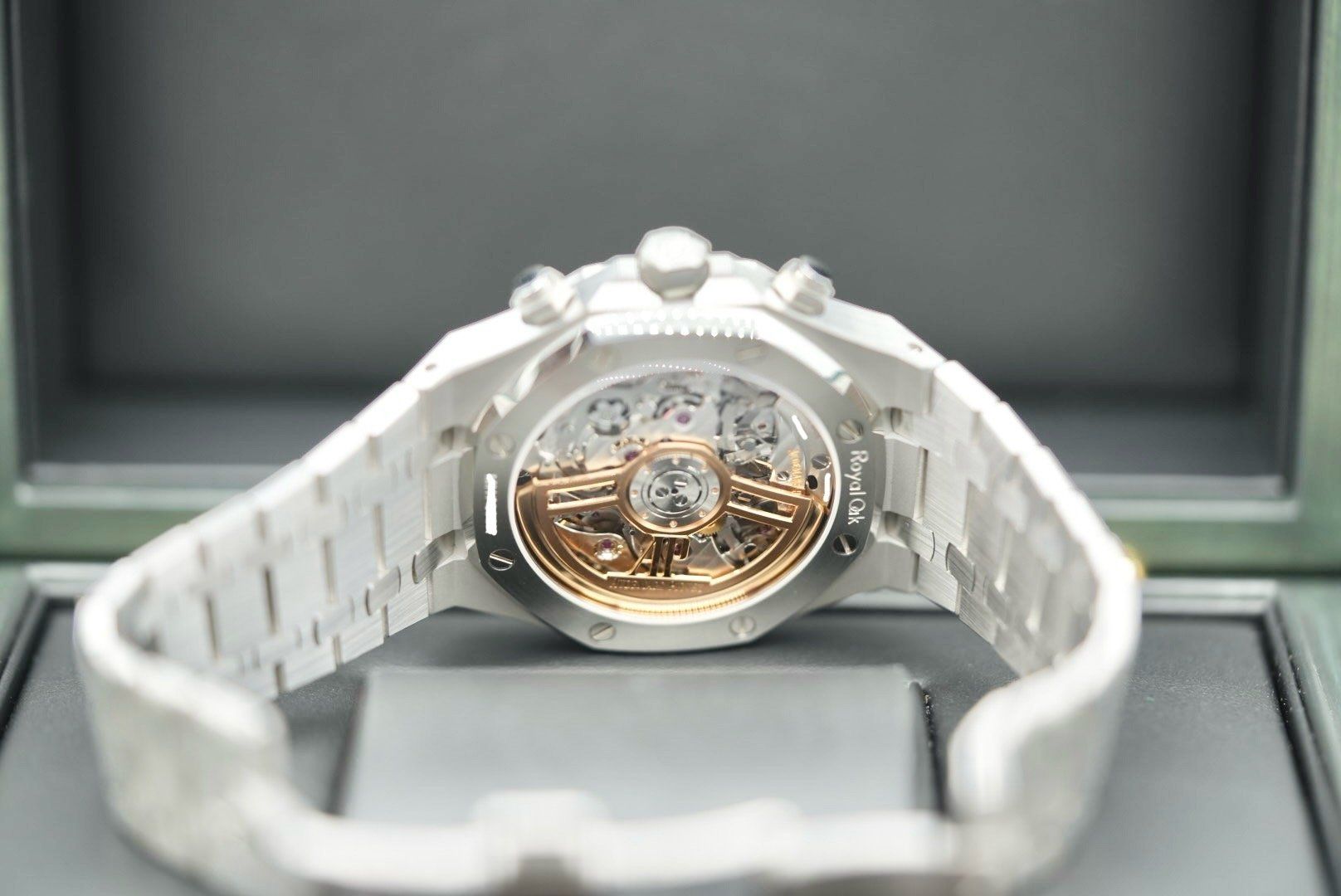 Audemars Piguet Orologi: Audemars Piguet Royal Oak Chronograph Ref. 26240 – Usato da Lugano venduto da Superstudiolugano 5