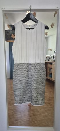 Dress Articles 36