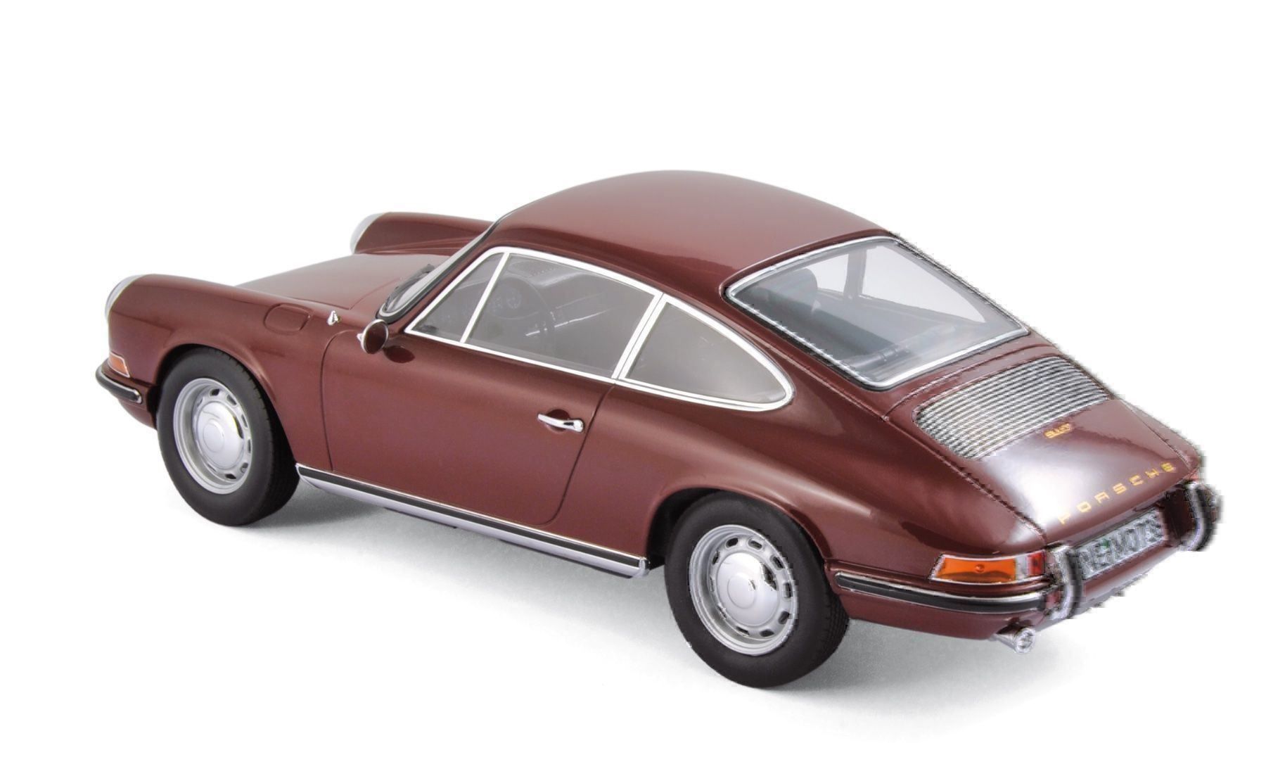 Porsche Modellautos: Porsche 911 T im Massstab 1:18 – Neu und originalverpackt aus Erlenbach im Simmental von  2