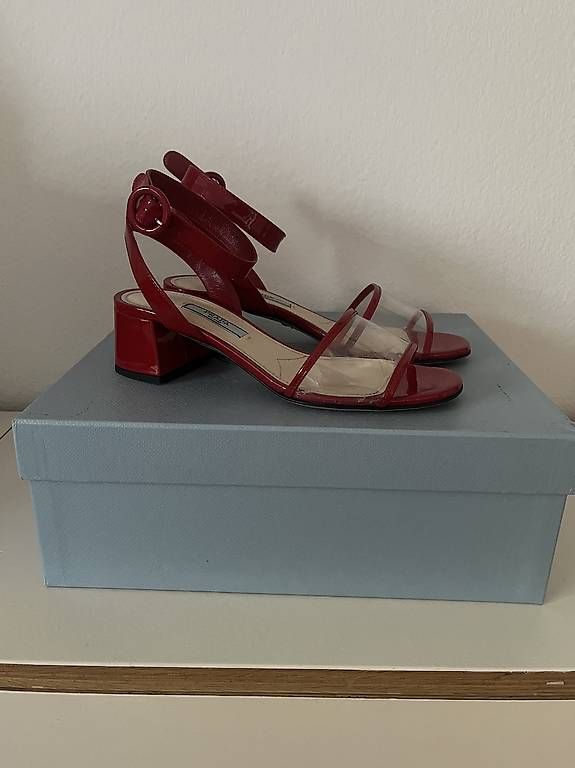 Prada Scarpe da donna: Prada Sandalen, Grösse 35 – Usato da Zürich venduto da rit_g825