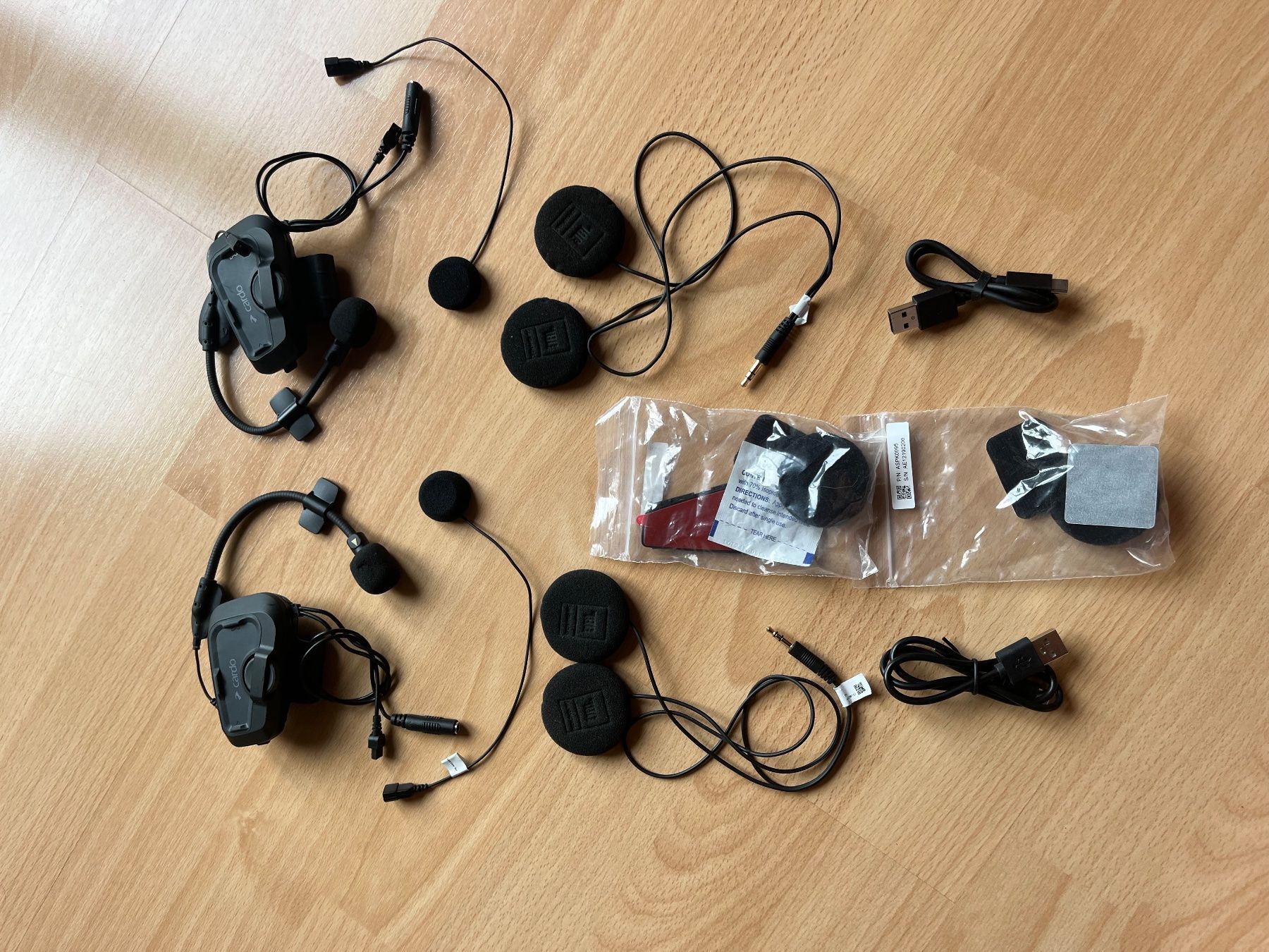 Casques audio: Cardo Freecom 4x 2er-Set mit Garantie – D'occasion à Wiesendangen par Helitom70 7
