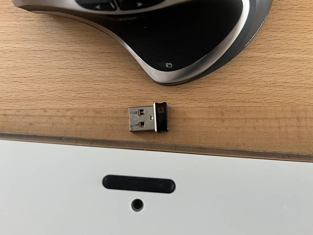 Logitech Maus: Logitech Performance MX Maus + K520 Tastatur kabellos – Gebraucht aus Hirzel von mak_9tmr 3
