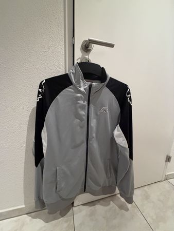 Kappa Trainingsjacke grau/schwarz XXLarge guter Zustand