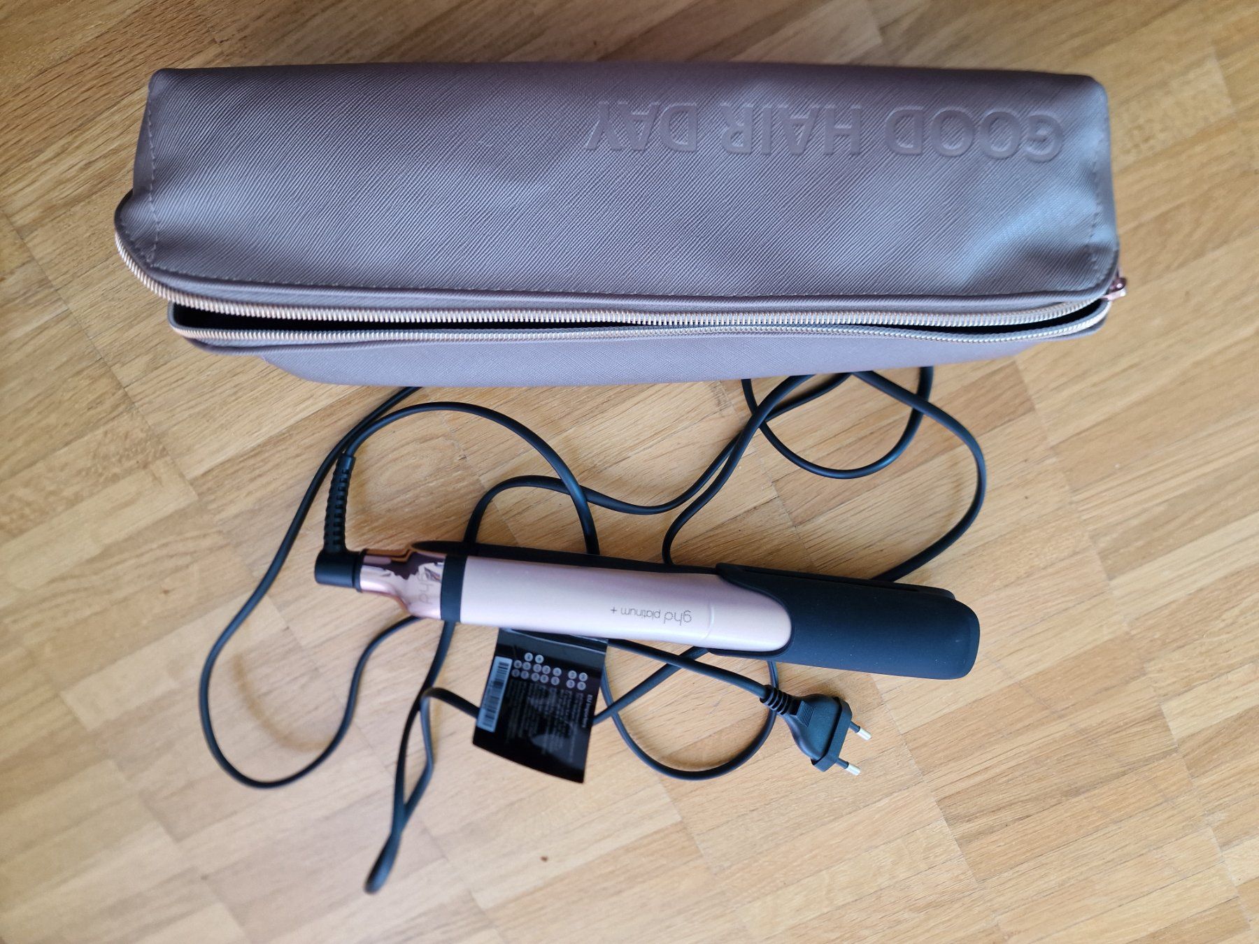 GHD Piastre & Arricciacapelli: GHD platinum + rosa Gold limited edition – Nuovo (secondo la descrizione) da Zürich venduto da Emendez