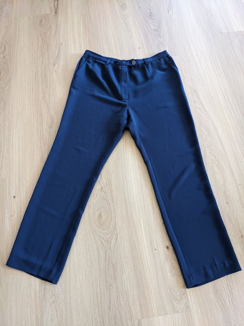 Hosen: Un jour ailleurs Stoffhose 42 – Gebraucht aus Lengnau AG von Nathi88