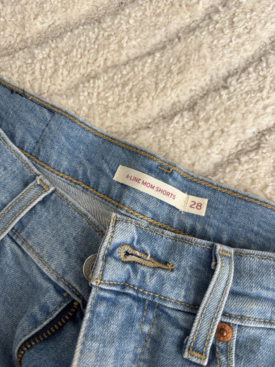 Levi's Jeans: Levis Jeansshorts  – Usato da Winterthur venduto da leimaj 2
