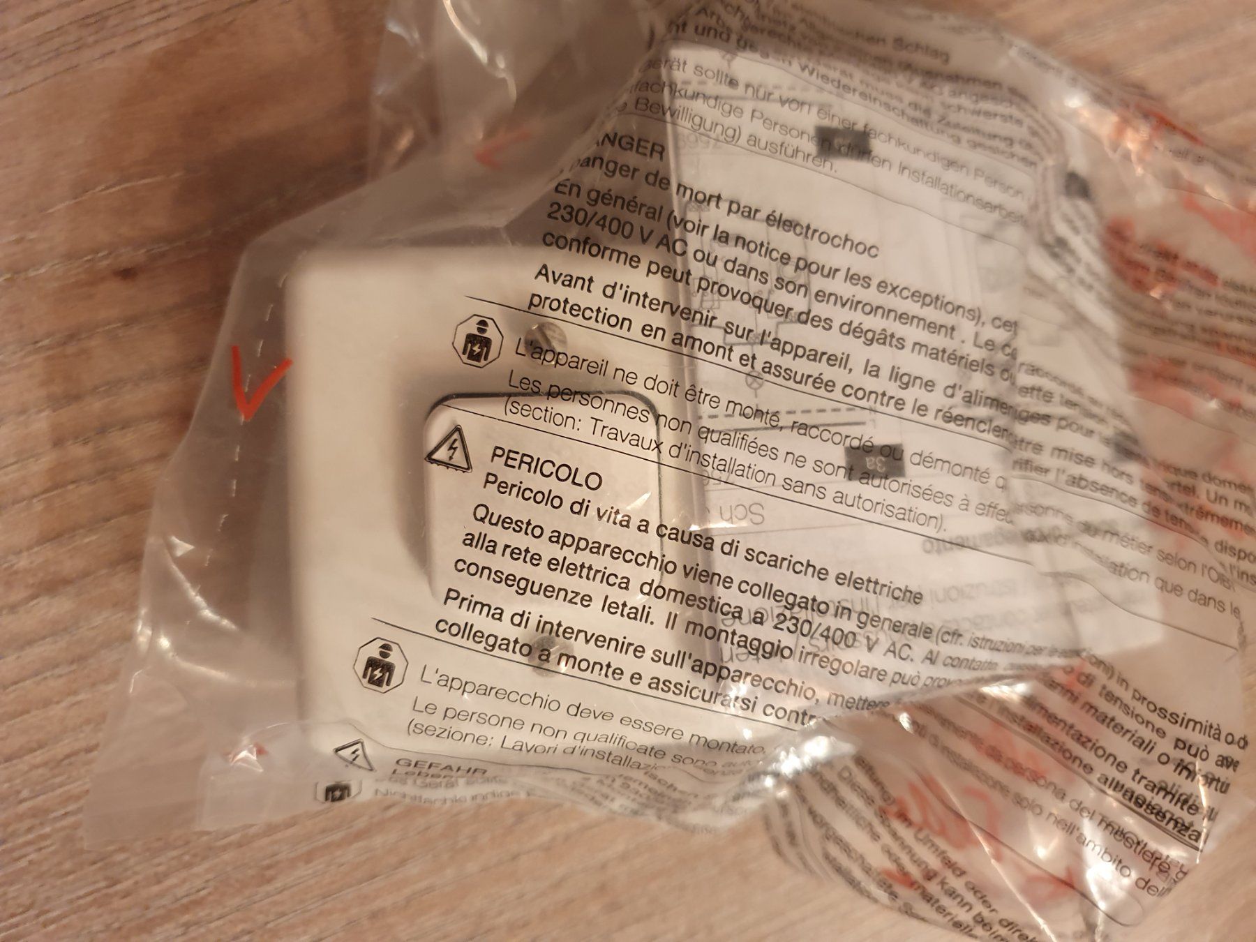 Feller Interrupteurs: Lichtschalter – Neuf avec emballage d'origine à Grüt (Gossau ZH) par Dimitrius13