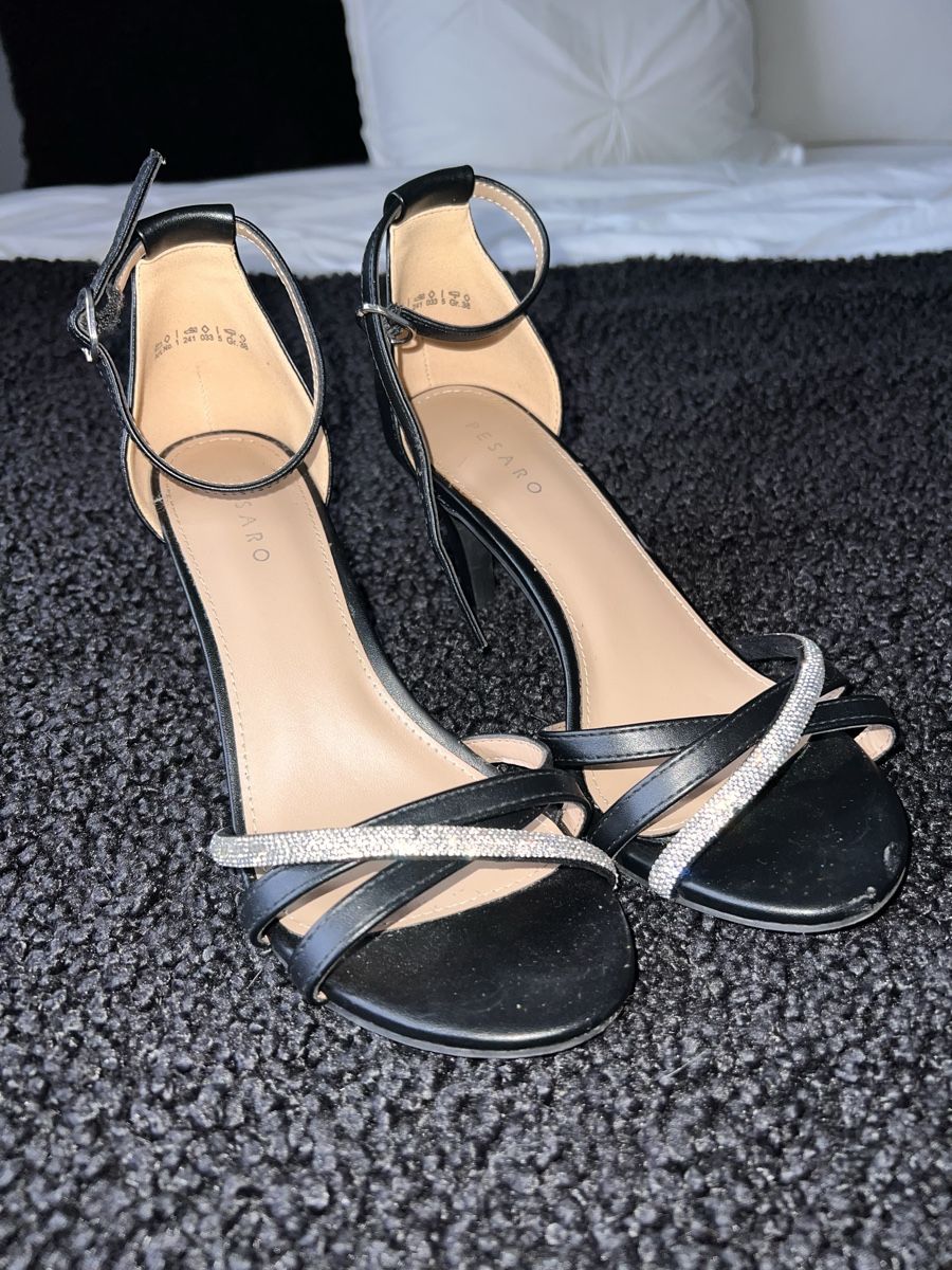 Scarpe da donna: Schuhe mit Absatz Grösse 38 – Usato da Horw venduto da ratta1996
