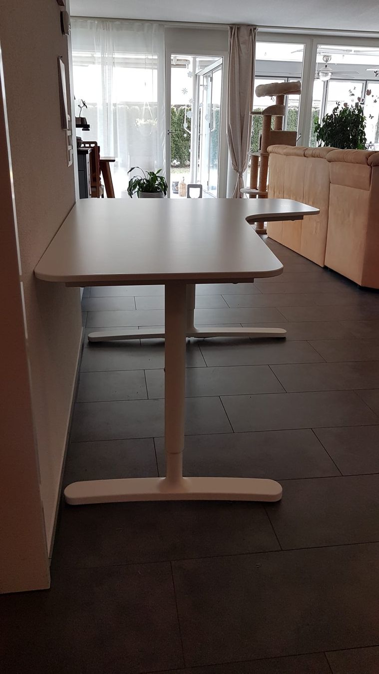 Ikea Schreibtische: Schreibtisch IKEA – Gebraucht aus Sarnen von  2