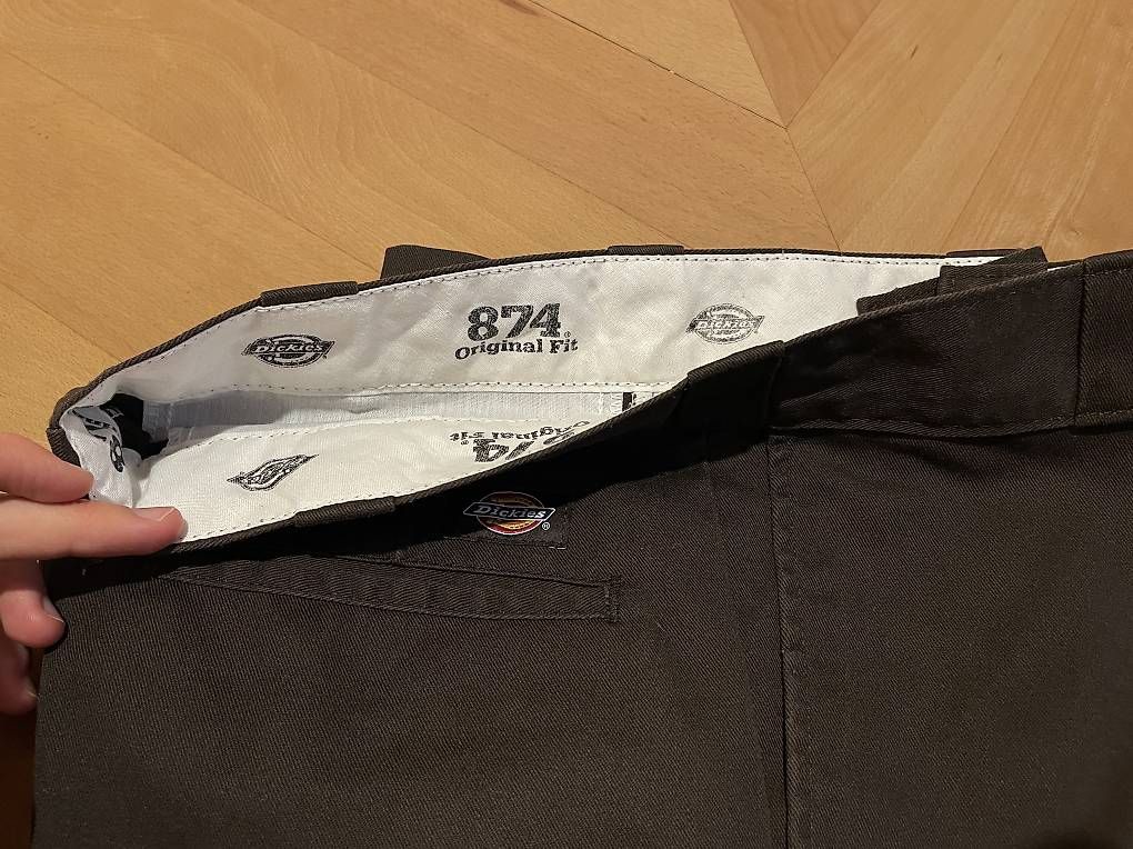 Pantaloni: Braune Dickies Hosen – Usato da Zürich venduto da elr_95gx 1