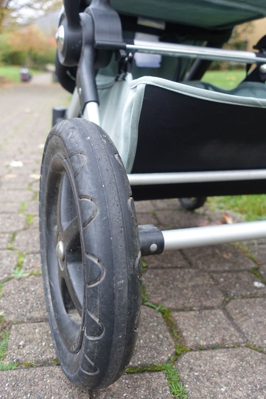 Bugaboo Kinderwagen: Bugaboo Cameleon 3 "Kite", Sonderanfertigung in grün – Gebraucht aus Zürich von binabachei 3