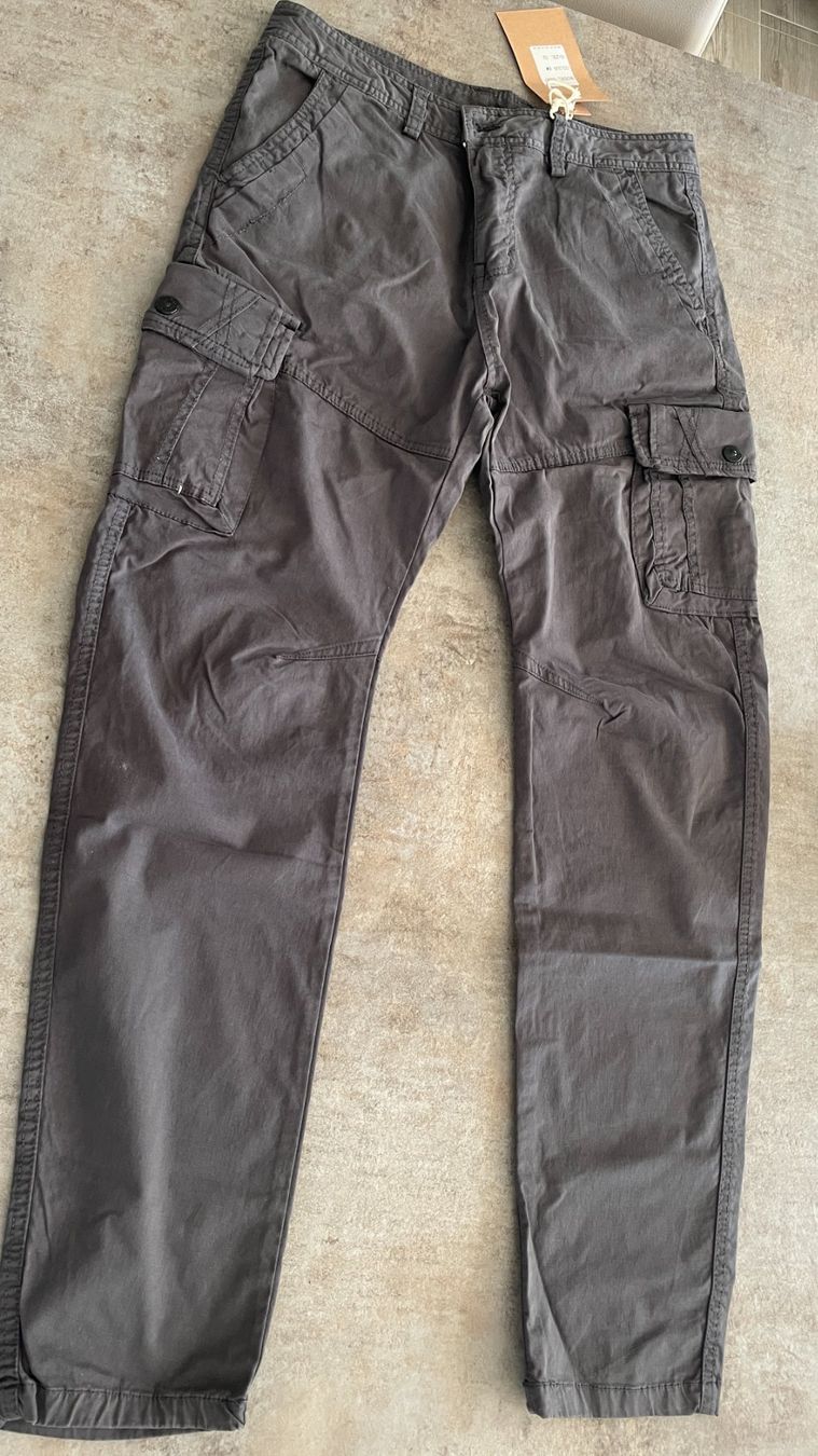 Hosen: Schöne Cargohose – Neu und originalverpackt aus Volketswil von ropehero